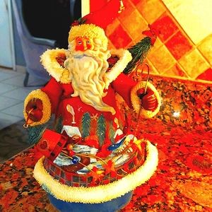 Very vintage 🎅 Santa